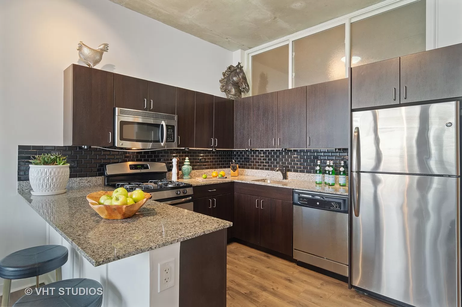 Dark cabinet kitchen